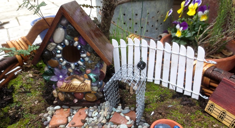 100*5cm Miniature Fairy Garden Wood Fence Doll House DIY Accessories Decor .